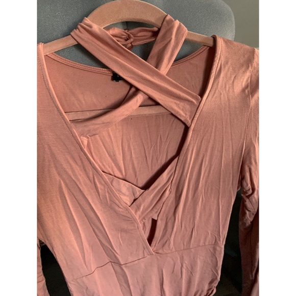 Pink Deep Plunge Crisscrossed Neckline - Picture 3 of 6